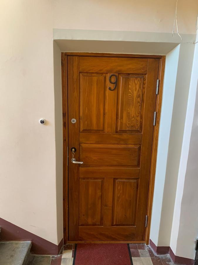 Rueuetli - Cute Old Town Apartment - 2 Big Beds, Free Parking Tartu Exterior photo