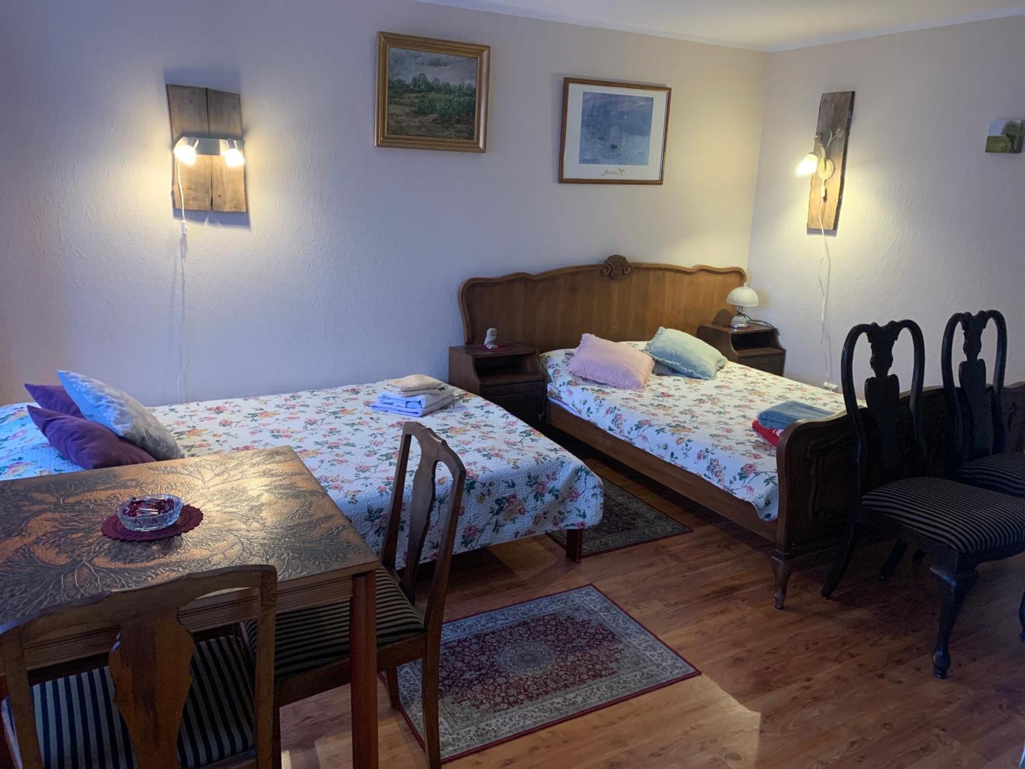 Rueuetli - Cute Old Town Apartment - 2 Big Beds, Free Parking Tartu Exterior photo